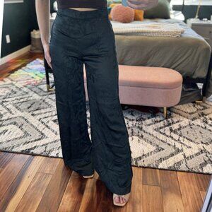NWOT Zara satin high waisted wide leg pants (size XS)